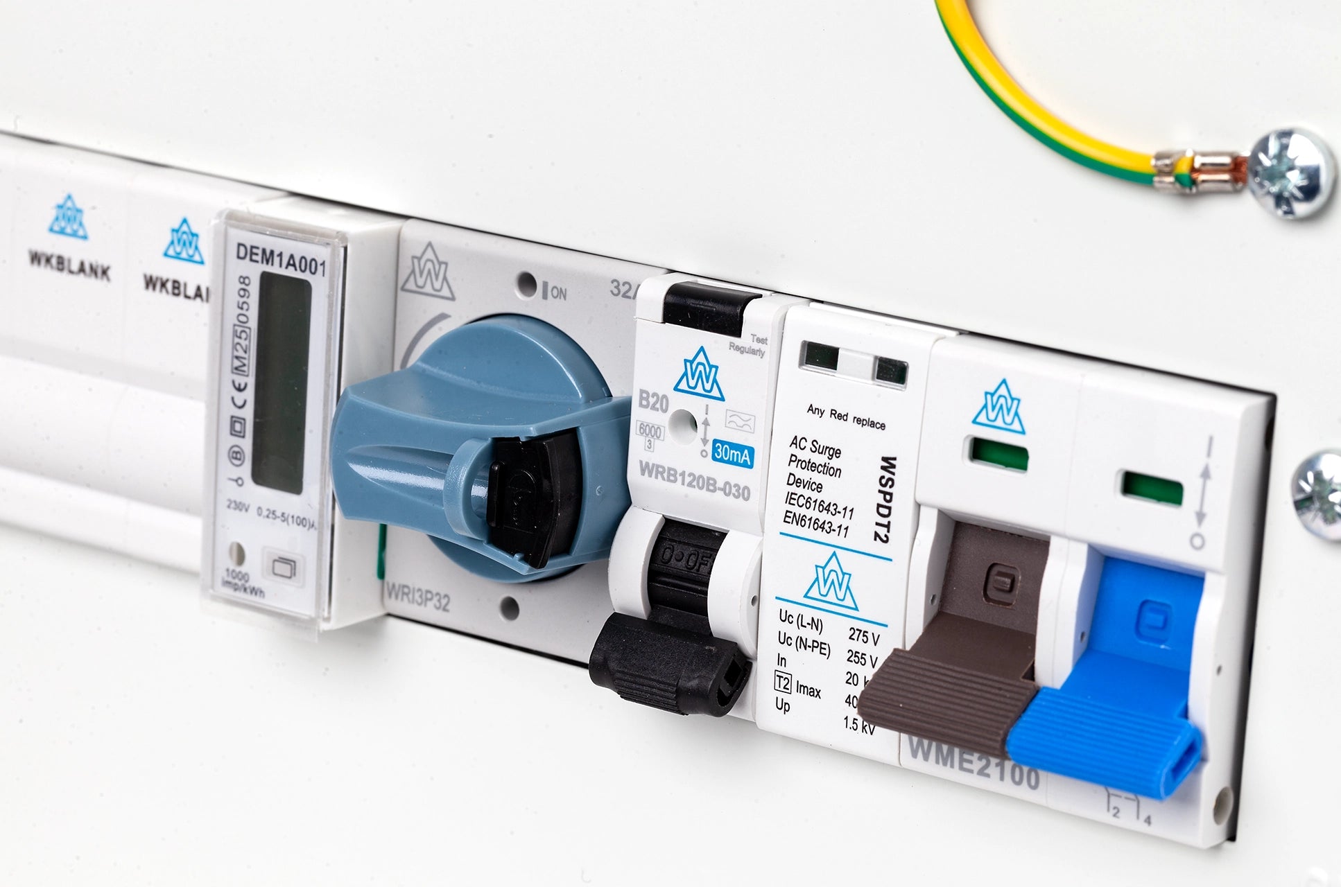 10 Way Solar Consumer Unit with RCBO, Rotary Isolator & kWh Meter (WME10/SOL1)